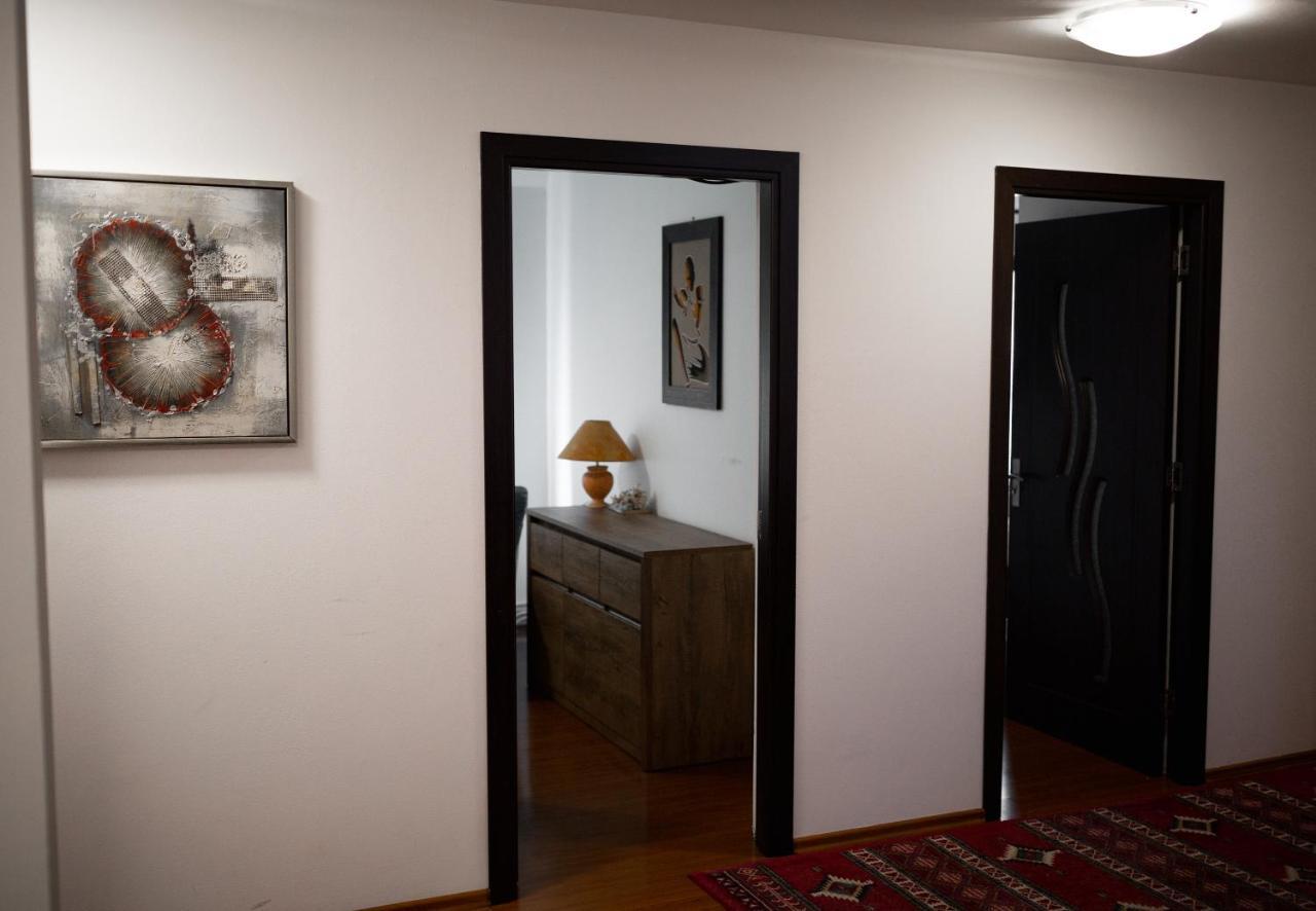 كلوج-نابوكا Viking Apartment Grigo المظهر الخارجي الصورة